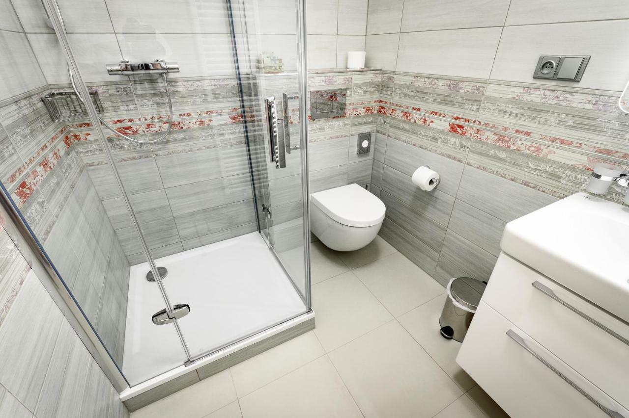 Vencluv Statek Hotel Javornice Екстериор снимка