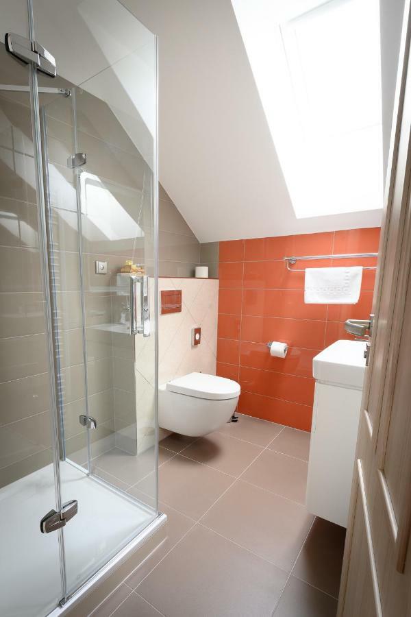Vencluv Statek Hotel Javornice Екстериор снимка
