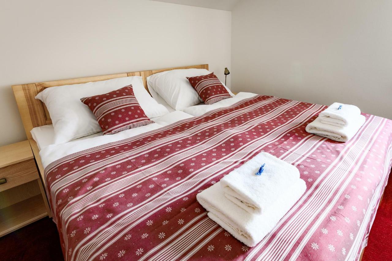 Vencluv Statek Hotel Javornice Екстериор снимка